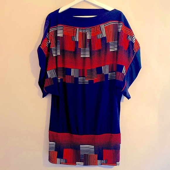 Beautiful BCBGmaxazria mini dress - Picture 1 of 4